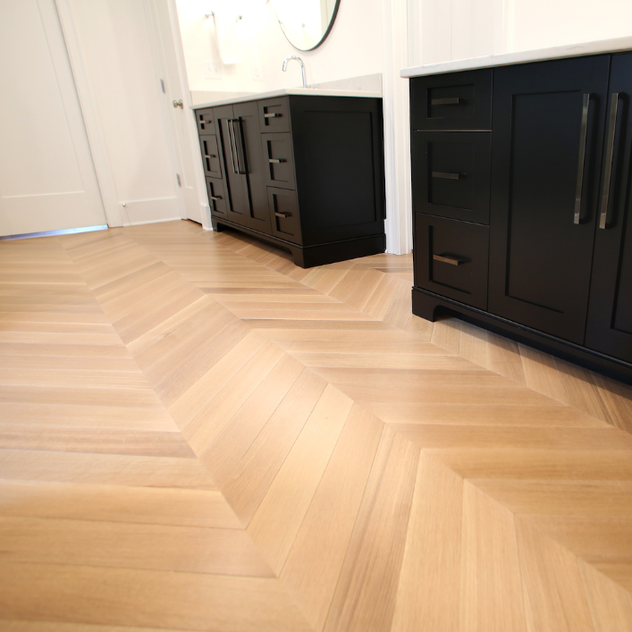 Unfinished Solid Chevron Flooring